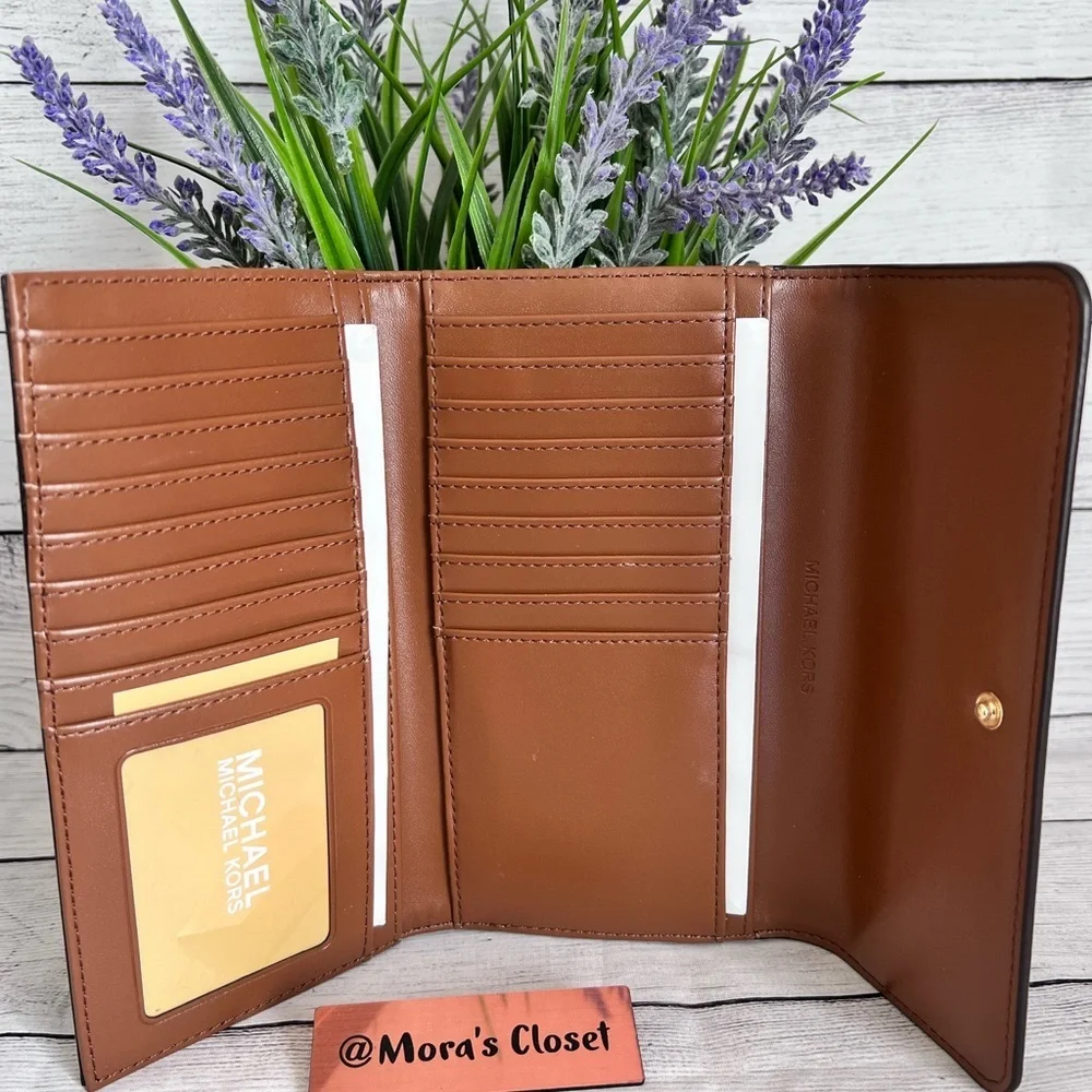 Michael Kors •nwt 100%